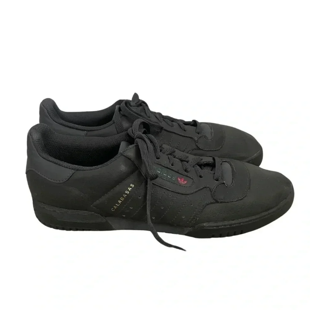 Adidas Calabasas Sleek Black Design US Size 9.5 Comfortable and Durable